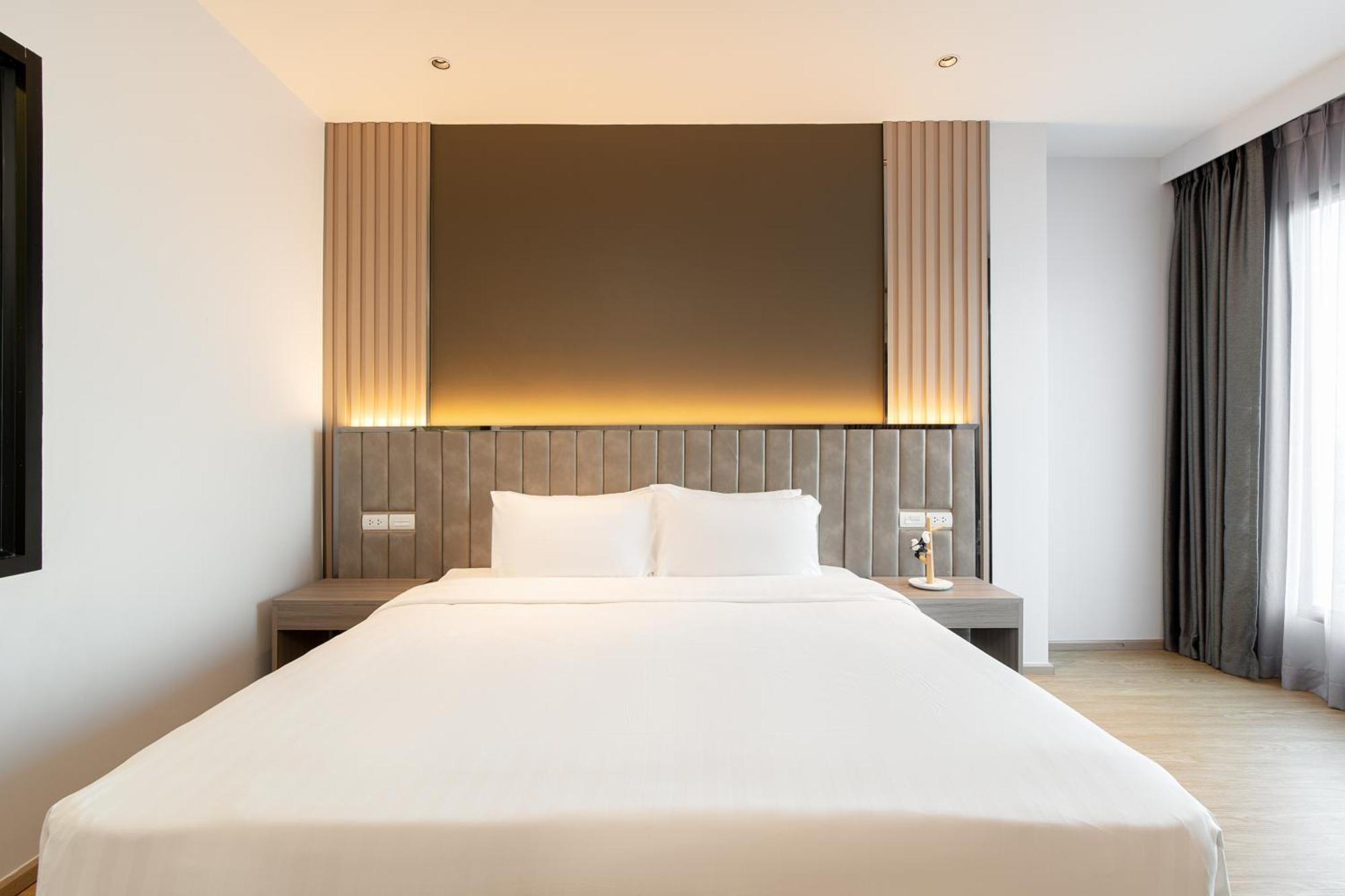 Crystal Srivaree Suvarnabhumi Hotel Ban Khlong Bang Krathiam Room photo