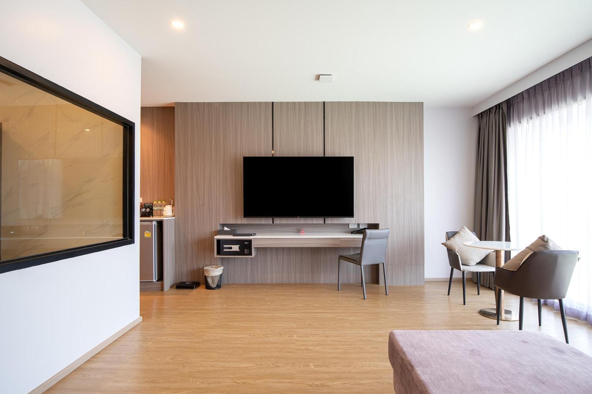 Crystal Srivaree Suvarnabhumi Hotel Ban Khlong Bang Krathiam Room photo