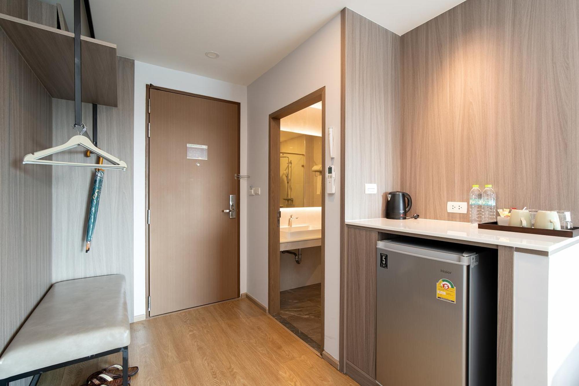 Crystal Srivaree Suvarnabhumi Hotel Ban Khlong Bang Krathiam Room photo
