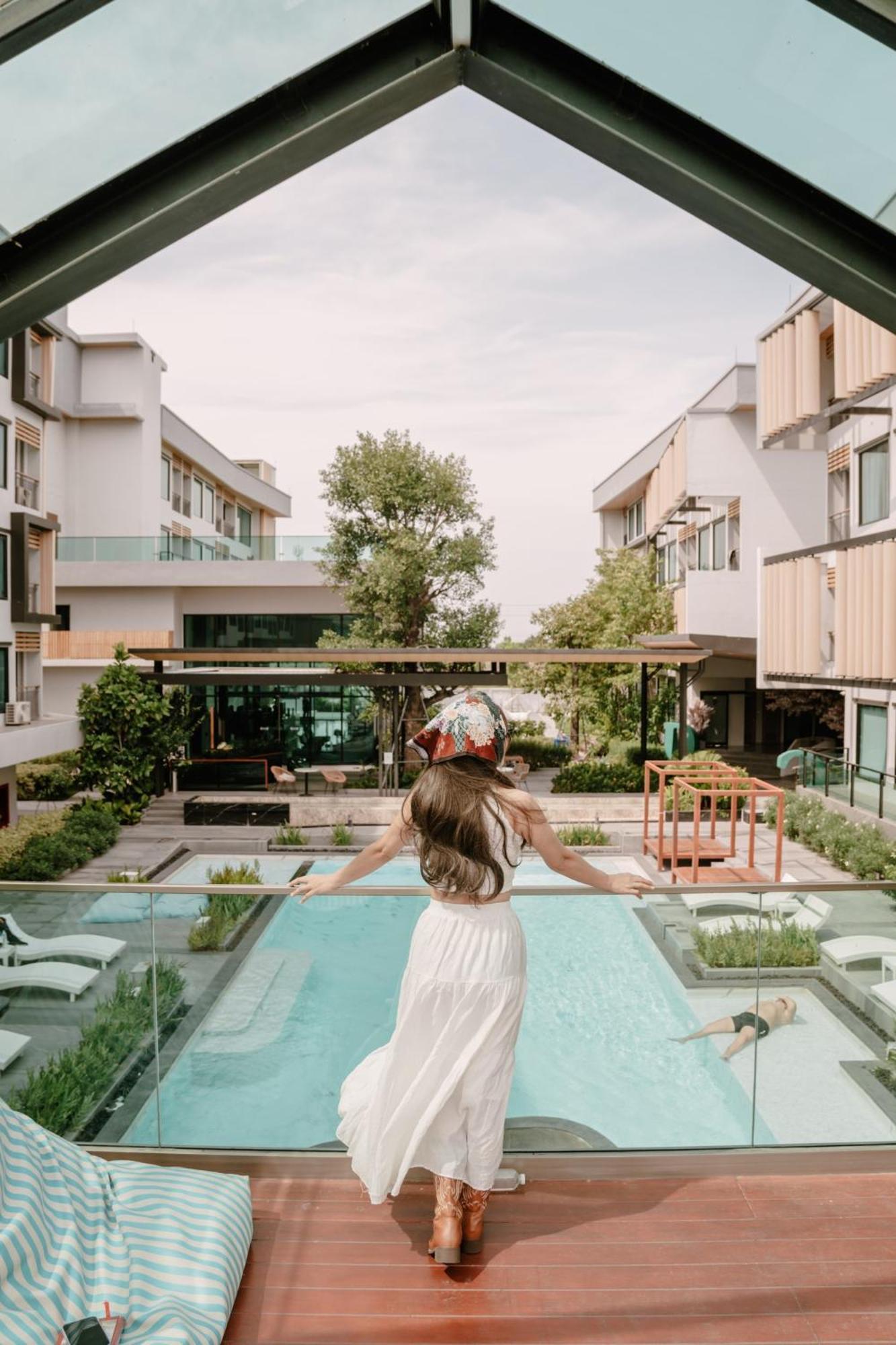 Crystal Srivaree Suvarnabhumi Hotel Ban Khlong Bang Krathiam Exterior photo